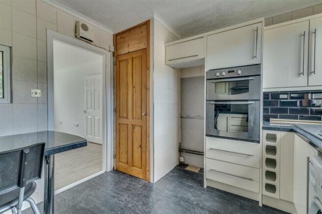 375 Craigie Drive Dundee-2.jpg