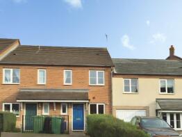 13, Whitebeam Way, Nuneaton CV10 0LJ