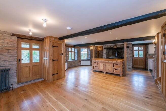 Kitchen/dining room
