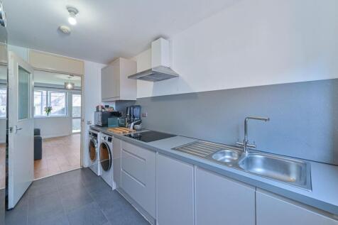 King Arthur Close, Peckham, London, SE15