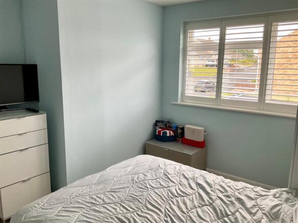 Bedroom 2 pic1.jpg