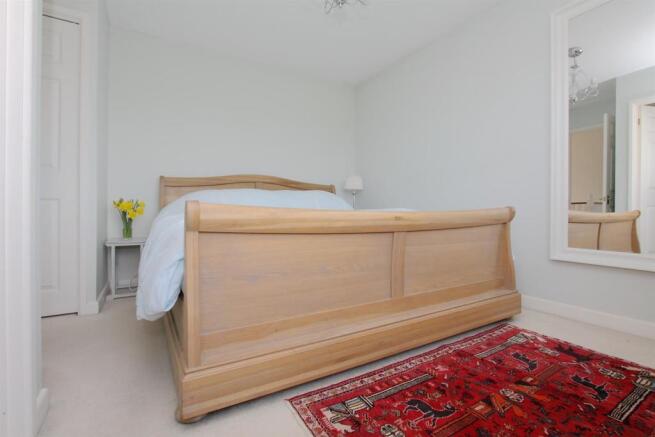 Carrick House - Main bedroom.JPG