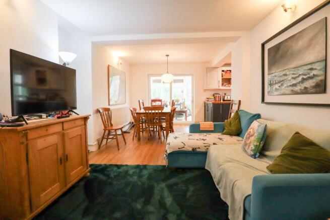 Lounge - Dining room.jpg