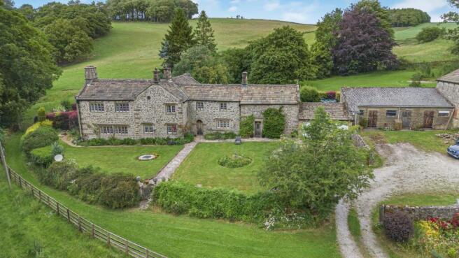 4 bed Detached for sale Image 5