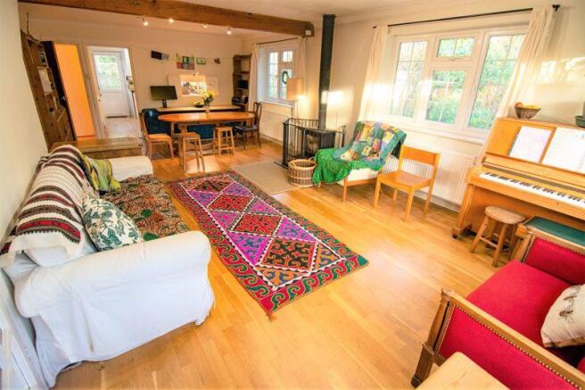 OPEN PLAN LOUN...