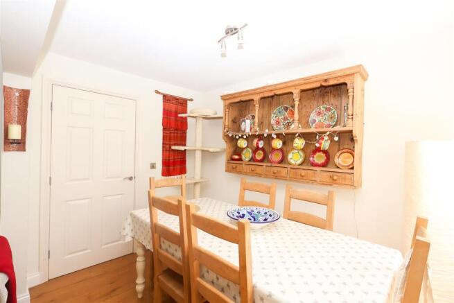 3 bed Detached for sale Image 5