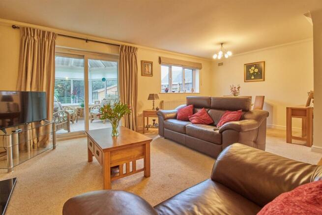 Lounge Dining Room to rear