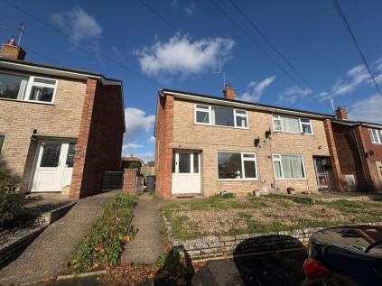 73 Garden Close, Bungay, Suffolk NR35 1JE