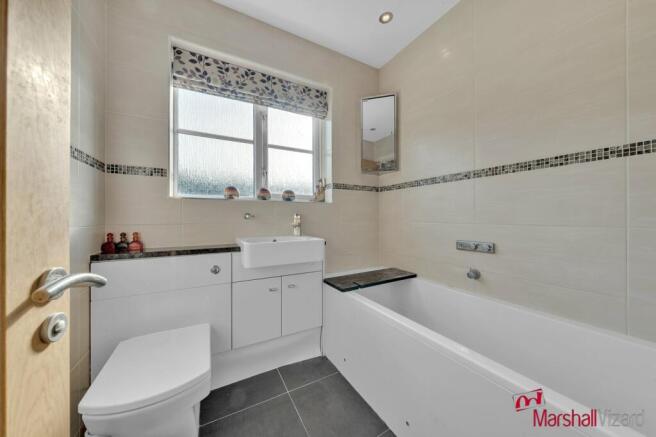 Family Bathroom 