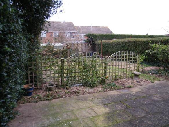 Photo 8