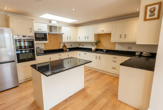 Kitchen (1)