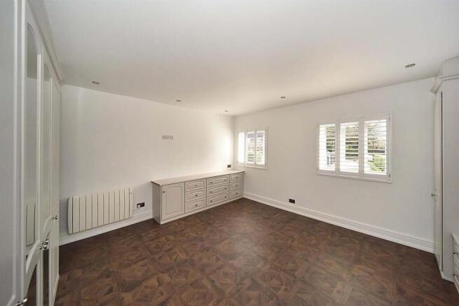 8 Bow Green new bed2.jpg