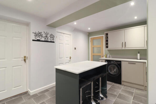 4 bed Detached for sale in sheffield