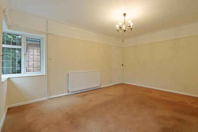 5 bed Detached Bungalow for sale Image 6