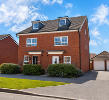 5, Clayhill Field, Wigston LE18 3US