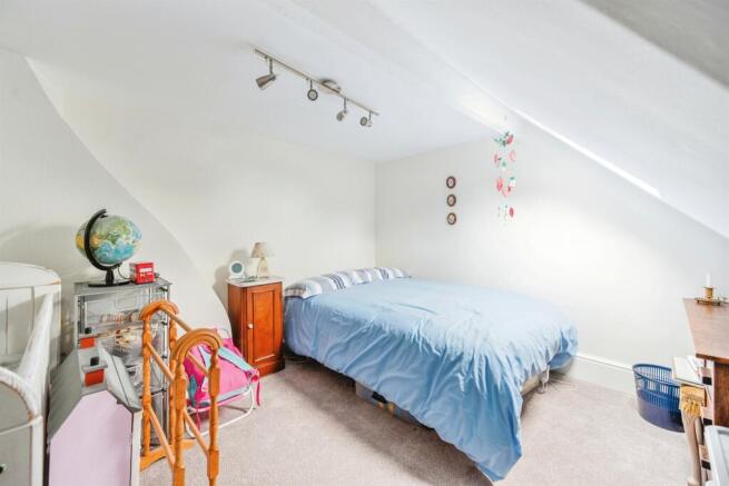 Bedroom: