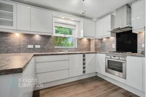 Apartment 8, 31 Rocklands, Tonbridge Road, Maidstone ME16 8RX