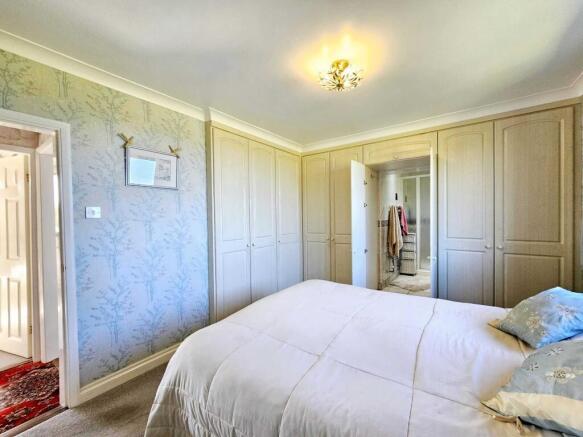 3 bed Detached Bungalow for sale Image 9