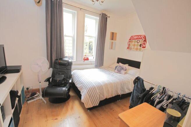 Bedroom/Study