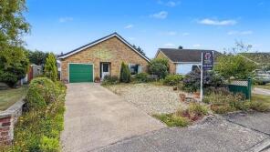 15, The Rise, Navenby, Lincoln LN5 0JN