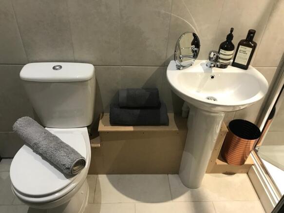 Shower 2.jpg