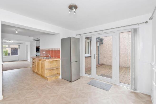 Kitchen/Dining Area