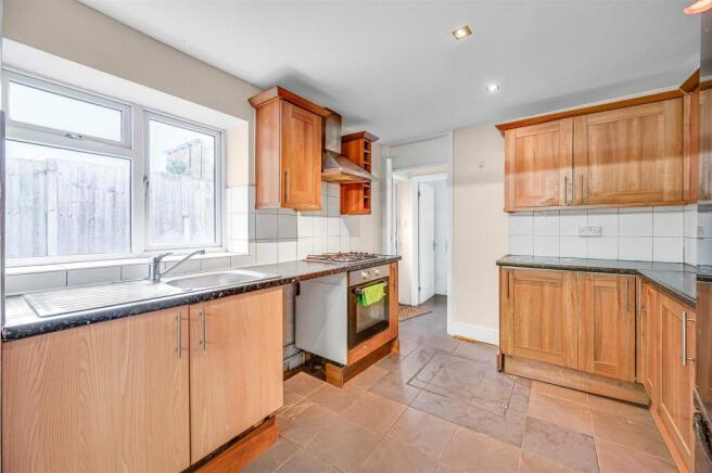 Davies___Davies_57_Victoria_Rd__Finsbury_Park__Lon