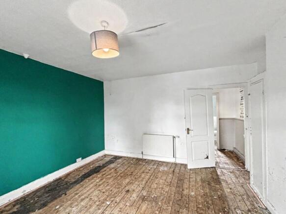 4 bed Terraced for sale Image 10
