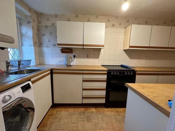 3 elmwood kitchen 3.jpg