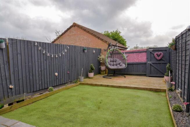 Rear Garden 1.jpg