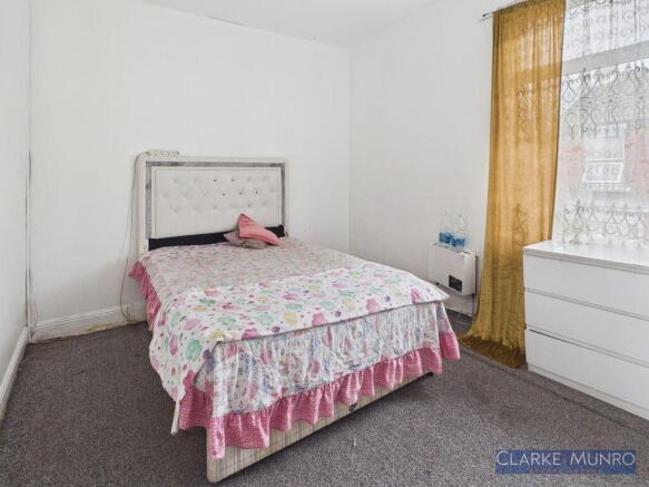 3 bed Terraced for sale Image 7