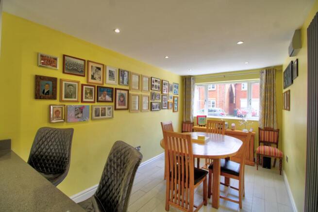 IMG_1688_89_90_Interior 4