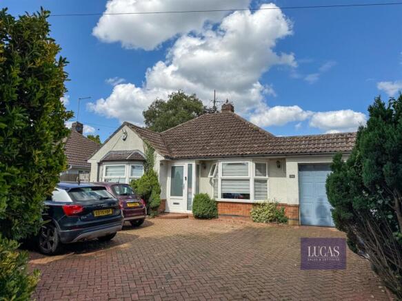 114 Gipsy Lane Kettering-7.jpg