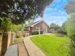 April Lodge, Ashford Road, Tenterden TN30 6NB