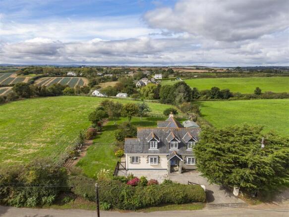 Field-Cottage_aerials-03.jpg