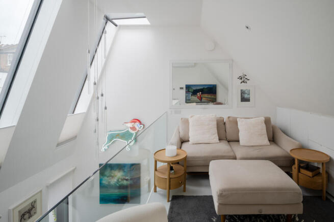 336216 - Clovelly Road, London N8 - high res-02...