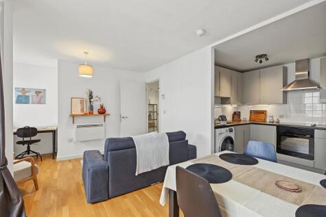 Drayton Park, London, N5