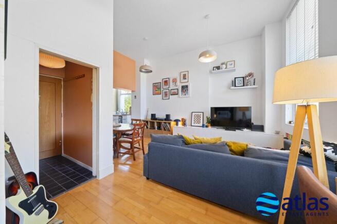 Living Space/Dining Space/Kitchen
