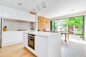 33, Brookfield Road, London W4 1DE