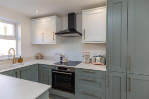 123, Clover Ground, Westbury, Bristol BS9 4UN