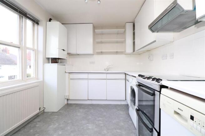 RC kitchen.JPG