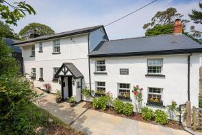Bosinver Cottage, Access To St Margarets Holiday Park, St. Austell PL26 7AZ