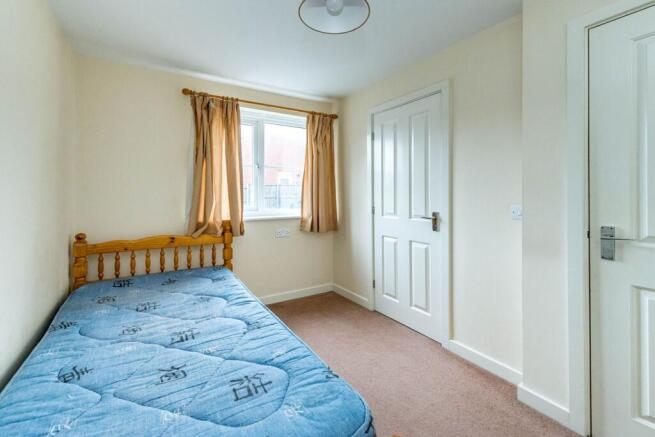2 bed Flat to rent Image 8