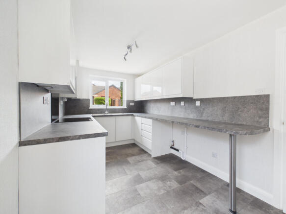 2 bed Detached Bungalow for sale Image 6