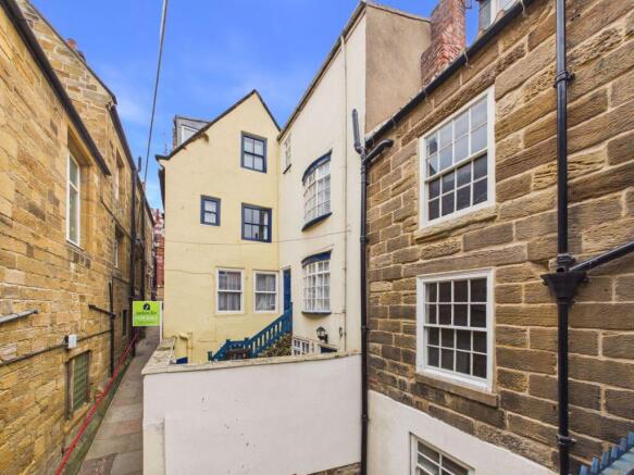 2 bed Cottage for sale in whitby