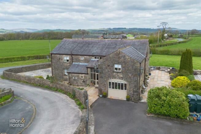 Elliott Barn