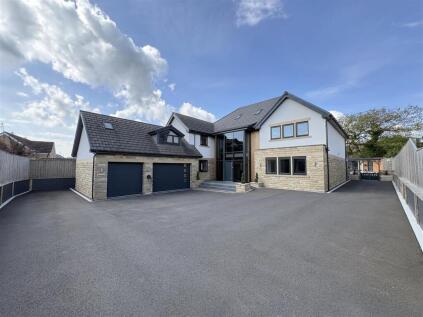 New Park Lane, Crook