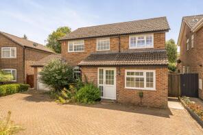 6, Green Close, Winchester SO21 3EE