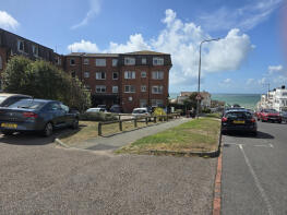 Flat 15, Homeridge House, Longridge Avenue, Saltdean, Brighton BN2 8RQ