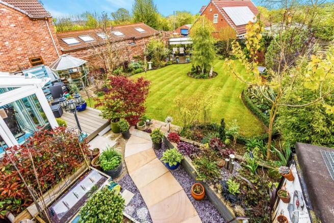 Outside & Gardens